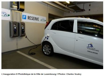 Ladestationen für Elektrofahrzeuge in 3 Parkhäusern – ein Pilotprojekt der Stadt Luxemburg