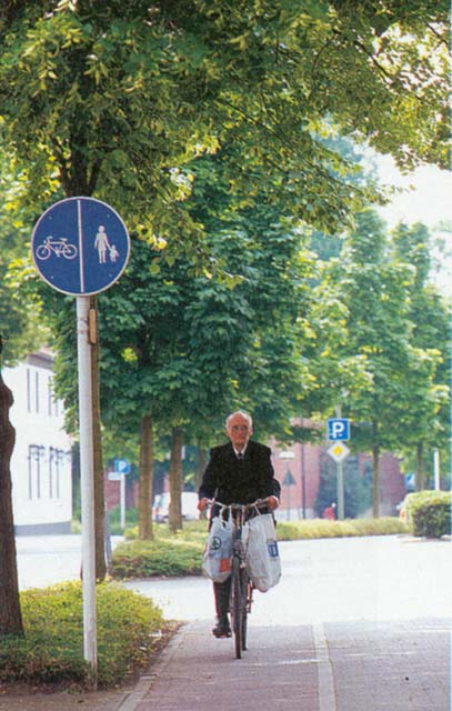 Mobilité douce : de Kleinbettingen à Grass, à pied et à vélo …