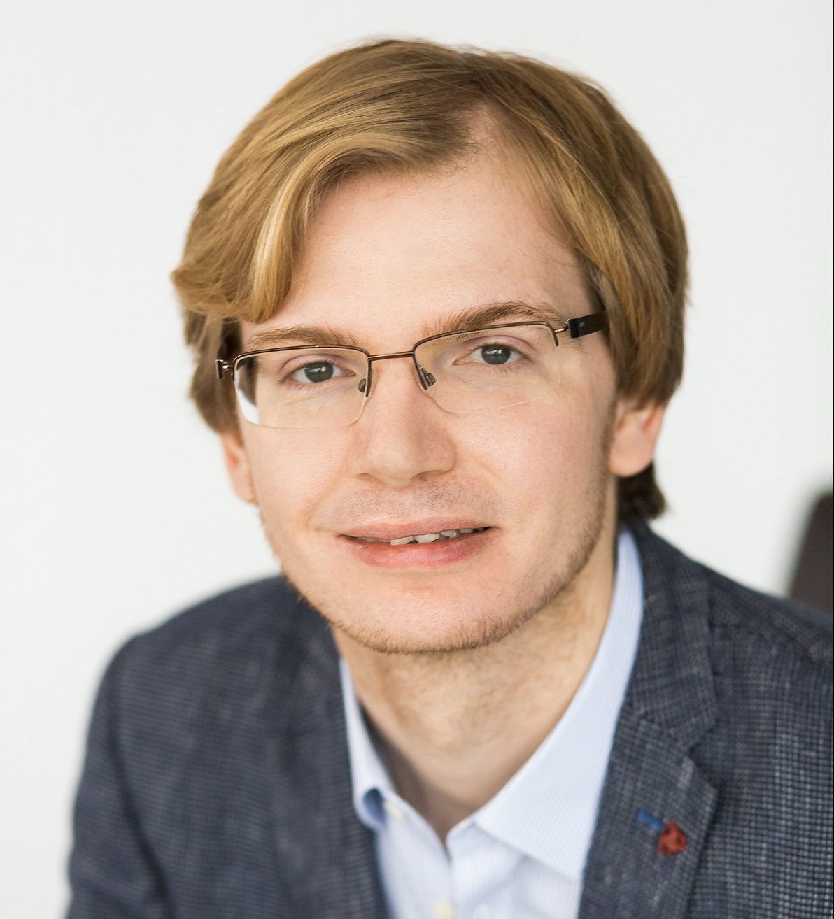 Eisen neien Mataarbechter Cédric stellt sech vir