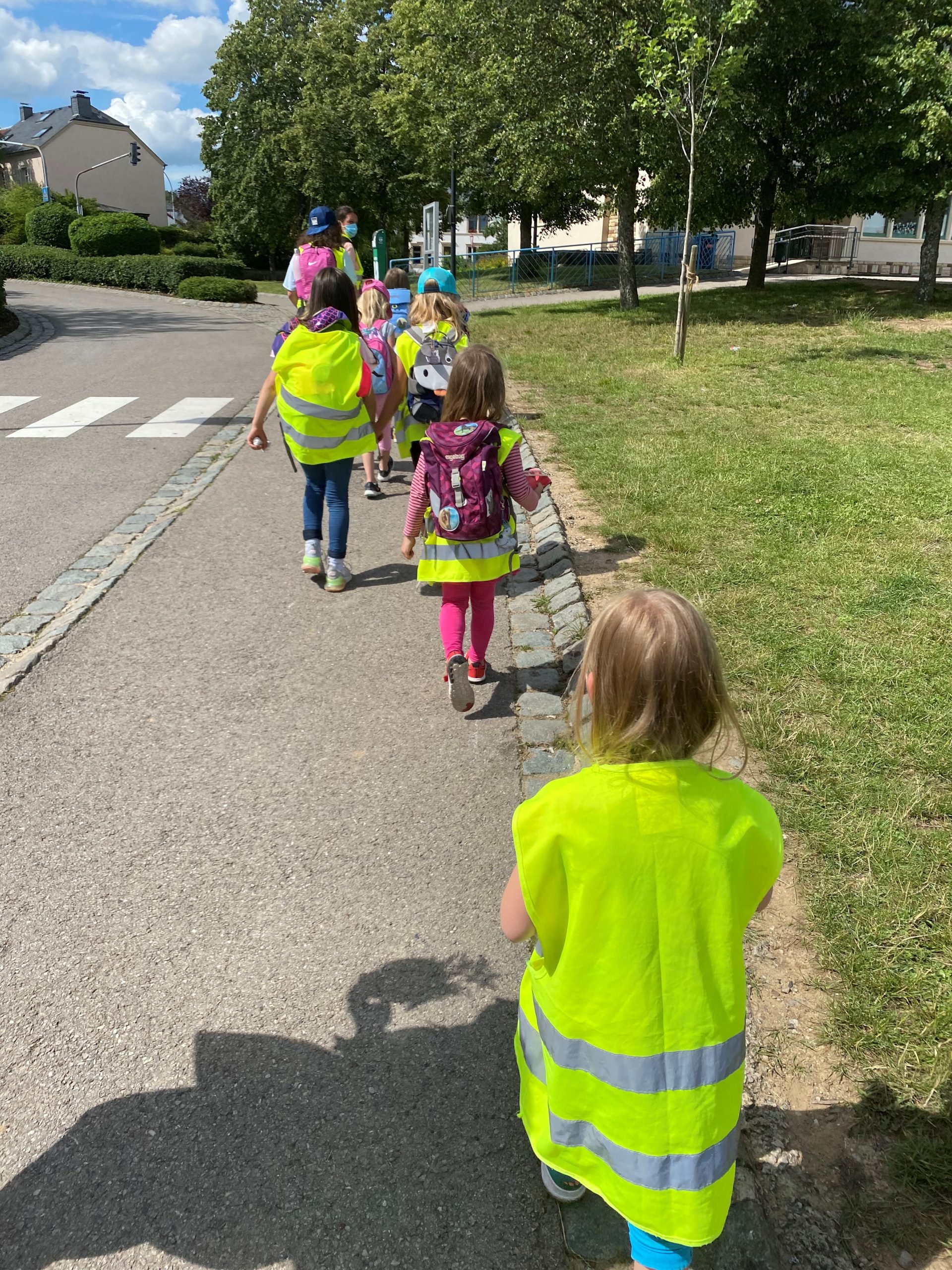 Le premier pédibus dans l&rsquo;un des trois sites scolaires de Junglinster a démarré en avril 2021