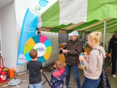 Das Klima-Quizzrad: Klimaschutz bei lokalen Veranstaltungen zum Thema machen